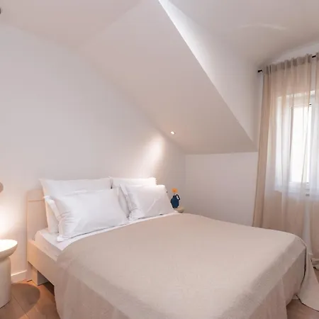 Apartamento Brand New & Stylish Beachfront Next To Bacvice *